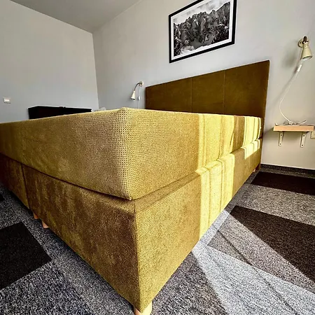 Royal Towers Hotel 2*