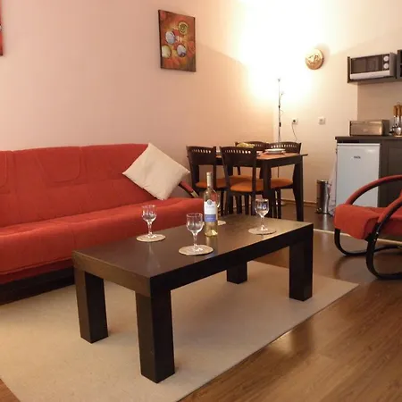 Готель Royal Towers 2*