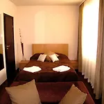 Hotel Royal Towers 2*