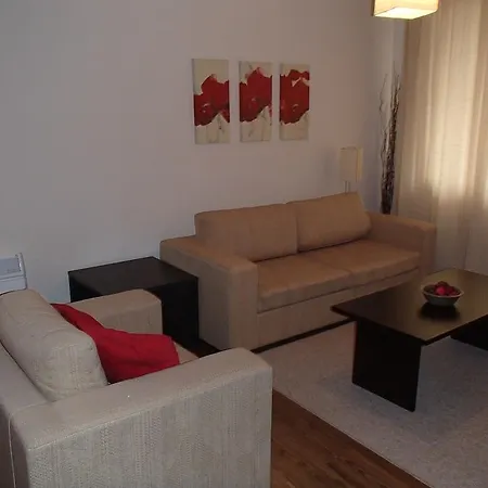 ロイヤル タワーズ