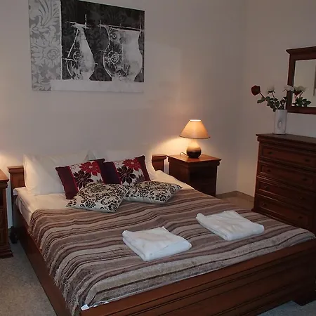 ホテル ロイヤル タワーズ バンスコ