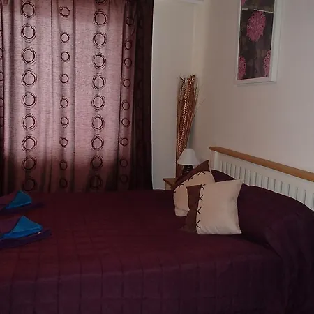 ロイヤル タワーズ