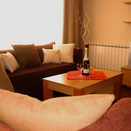 ロイヤル タワーズ