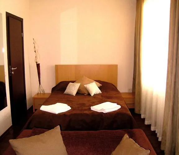 فندق Royal Towers 2*